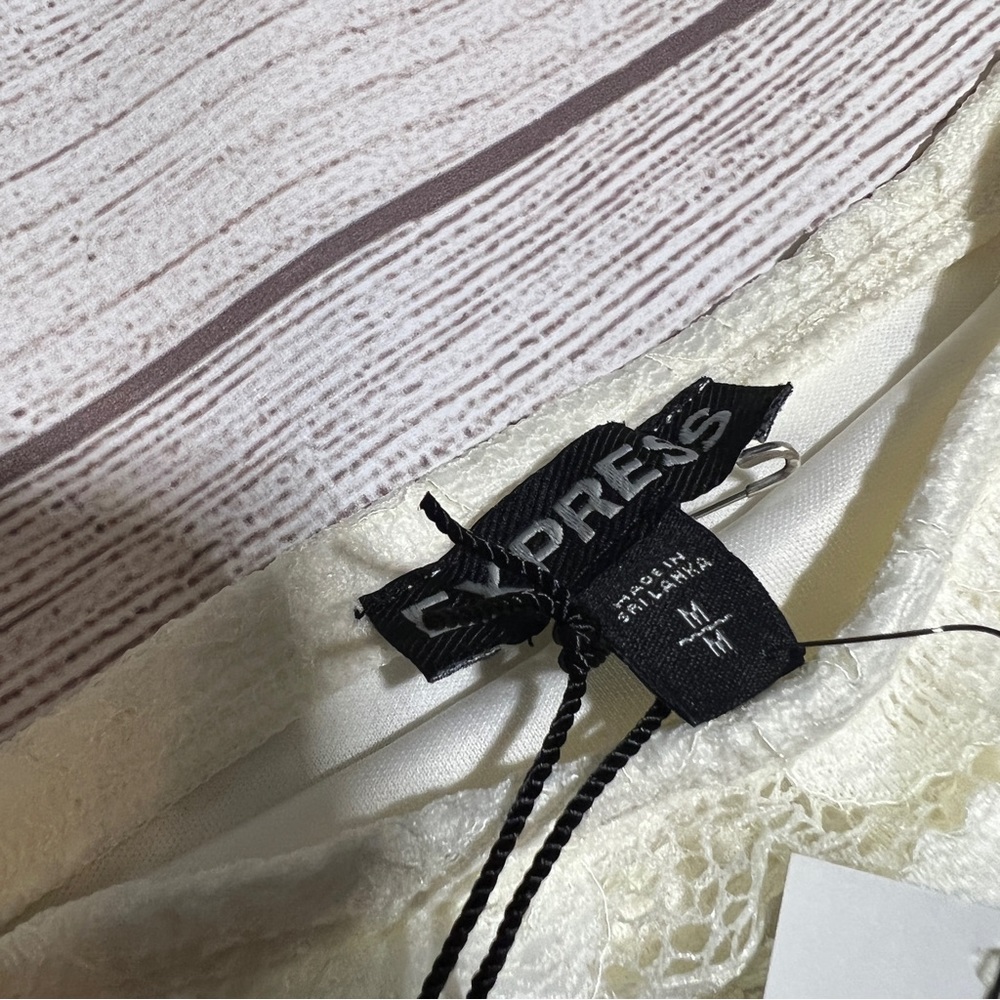 EXPRESS Off The Shoulder Ruffle Lace Thong Bodysuit - Picture 5 of 16